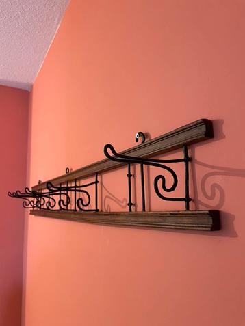 Vintage Coat Rack beschikbaar voor biedingen