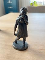Mooi bronzen beeldje van Janneke Ros, Ophalen of Verzenden, Zo goed als nieuw, Mens