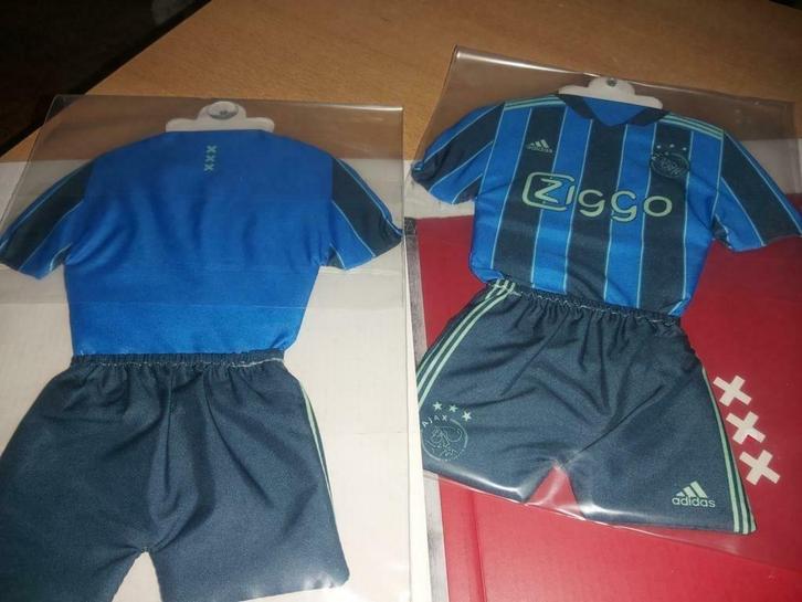 Zeldzame Ajax Maxidress 2021 - 2022 uit 30 cm lang, Verzamelen, Sportartikelen en Voetbal, Zo goed als nieuw, Beeldje of Poppetje