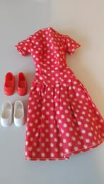 Vintage Barbie Hong Kong jurkje & Sindy schoentjes, Ophalen, Gebruikt, Kleertjes