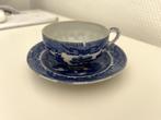 Vintage blauw/wit Aziatisch motief kop en schotel, Ophalen of Verzenden