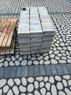 Getrommelde Musselkalk waalformaat, Tuin en Terras, Ophalen, Zo goed als nieuw, Beton, Klinkers