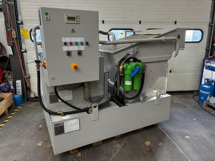 KNOLL koel/filterbak 1300 liter., Doe-het-zelf en Verbouw, Gereedschap | Overige machines, Gebruikt, Ophalen of Verzenden