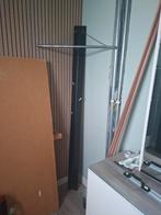 Moderne metalen kapstok, Ophalen, Zo goed als nieuw, Metaal, Staande kapstok