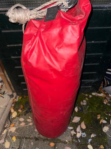 Rode Boks Zak beschikbaar voor biedingen