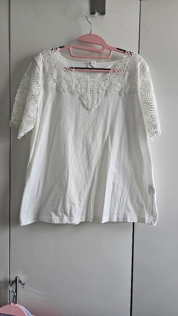 Mooi wit shirtje met dik kant Mt 42🍀Als nieuw🌿🌿, Kleding | Dames, T-shirts, Zo goed als nieuw, Maat 42/44 (L), Wit, Korte mouw