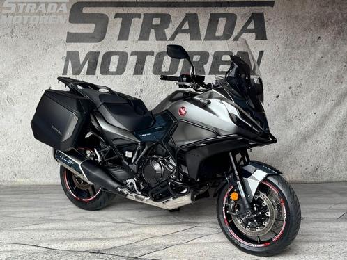 HONDA NT 1100 (bj 2022) special nieuwstaat 1e eigenaar, Motoren, Motoren | Honda, Bedrijf, Toermotor