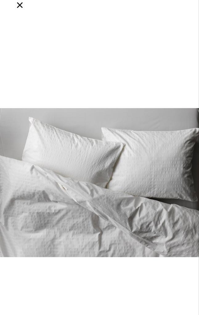 IKEA Ofelia Vass Dekbedovertrek - Wit 240x220, Huis en Inrichting, Slaapkamer | Beddengoed, Zo goed als nieuw, Dekbedovertrek