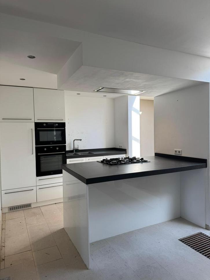 Compleet Kookeiland + Composiet + Pelgrim + GEDEMONTEERD, Huis en Inrichting, Keuken | Complete keukens, Hoekkeuken, Wit, Composiet