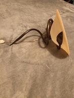 Mooie Wandlamp met Glazen Kap, Huis en Inrichting, Lampen | Wandlampen, Ophalen of Verzenden, Zo goed als nieuw, Glas, Modern