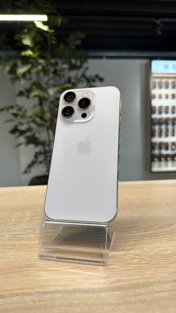 iPhone 16 Pro Goud 256GB Accu 92% 2 jaar garantie, Telecommunicatie, Mobiele telefoons | Apple iPhone, Gebruikt, 256 GB, Zonder abonnement