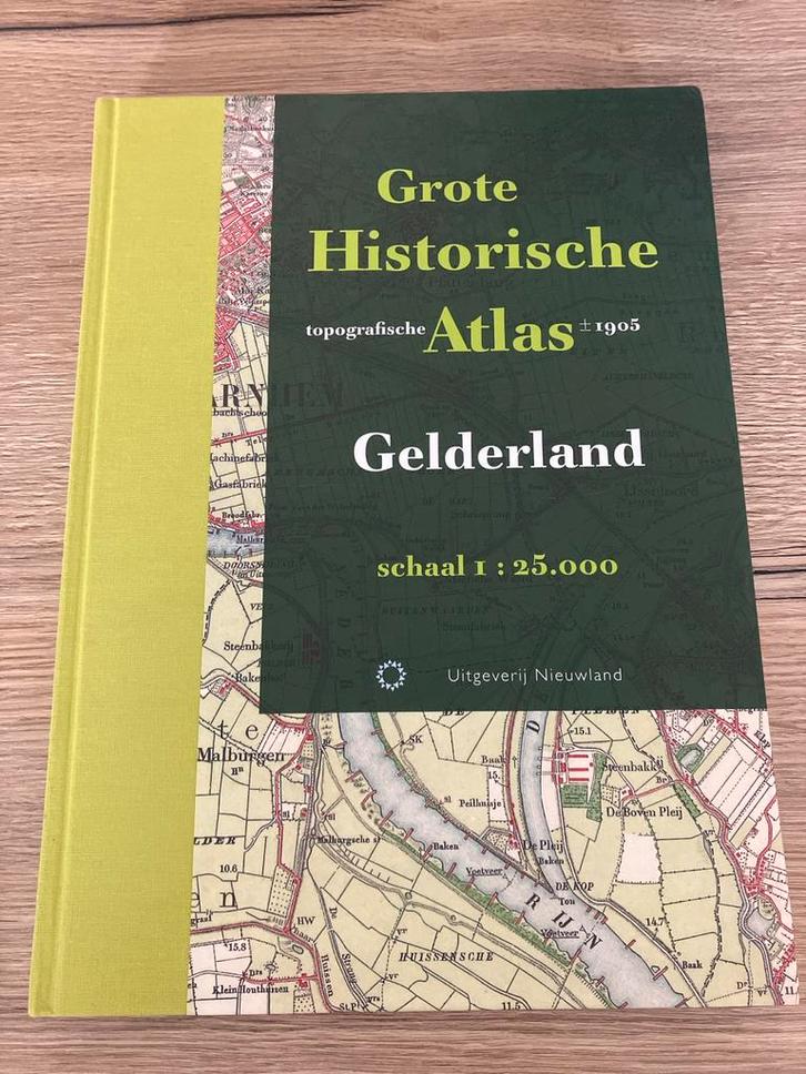 Grote Historische Atlas Gelderland, Boeken, Atlassen en Landkaarten, Zo goed als nieuw, Overige atlassen, Nederland, 1800 tot 2000