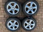 Toyota Verso S winterbanden met velgen 7mm, Auto-onderdelen, Banden en Velgen, Ophalen, Gebruikt, 15 inch, Banden en Velgen