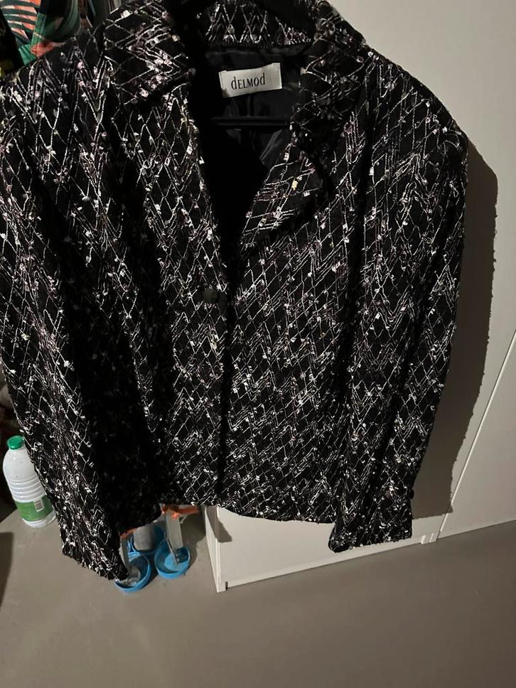 Zwart glitter jasje Delmod maat 40-42, Kleding | Dames, Jasjes, Kostuums en Pakken, Zo goed als nieuw, Jasje, Maat 42/44 (L), Zwart