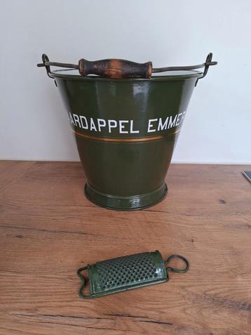 Donkergroen emaille zeldzame aardappelen emmer + rasp beschikbaar voor biedingen