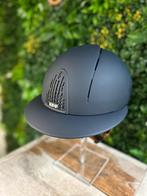 Nieuwe KEP Italia met polo klep & beige bandjes, Ophalen of Verzenden, Nieuw, Dressuur, Cap