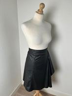 Julie Guerlande maat L zwart leder look rokje 2648, Kleding | Dames, Julie Guerlande, Zwart, Maat 42/44 (L), Ophalen of Verzenden