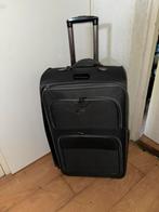 Grote koffer REISKOFFER met Wielen , Cijferslot en Trekhaak, Gebruikt, Ophalen of Verzenden, 70 cm of meer, Slot