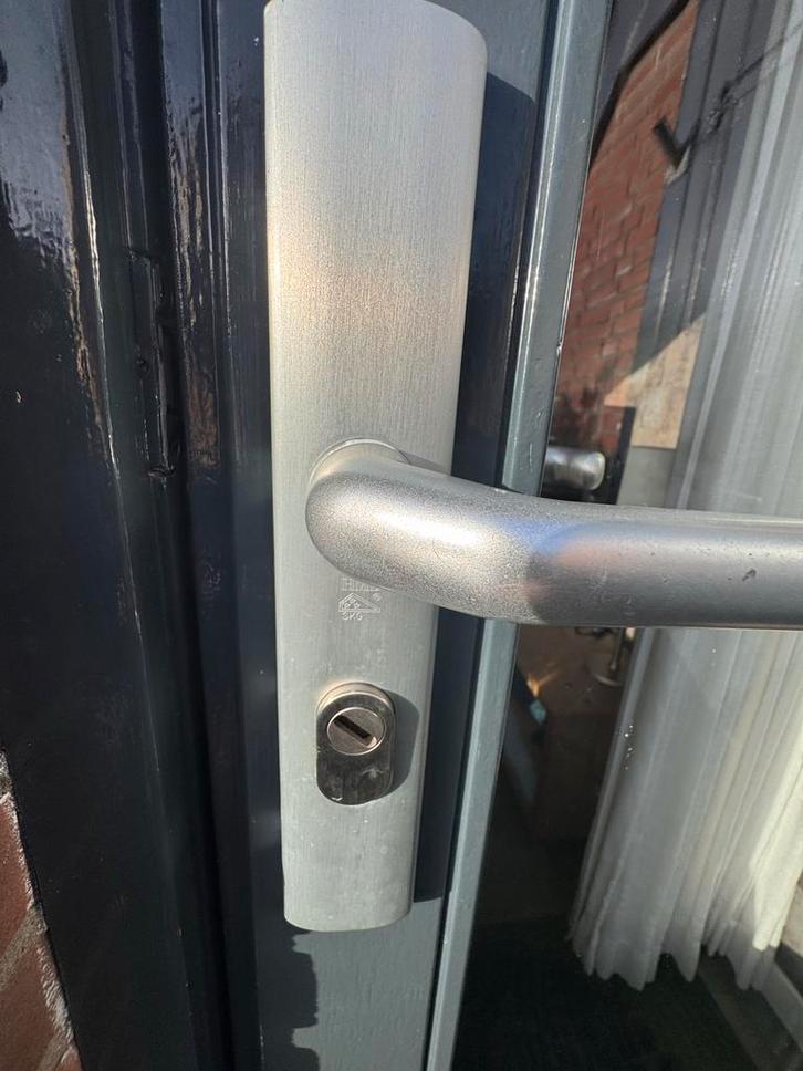 Zo goed als nieuwe Meranti balkondeur - vanaf 2 maart!, Doe-het-zelf en Verbouw, Deuren en Horren, Zo goed als nieuw, Buitendeur