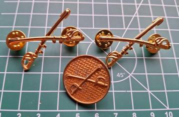 WWII - US Cavalry Insignia Set beschikbaar voor biedingen