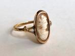 Antieke eing goud camee eikenblaadje, Ophalen of Verzenden, Goud, Ring, Met edelsteen