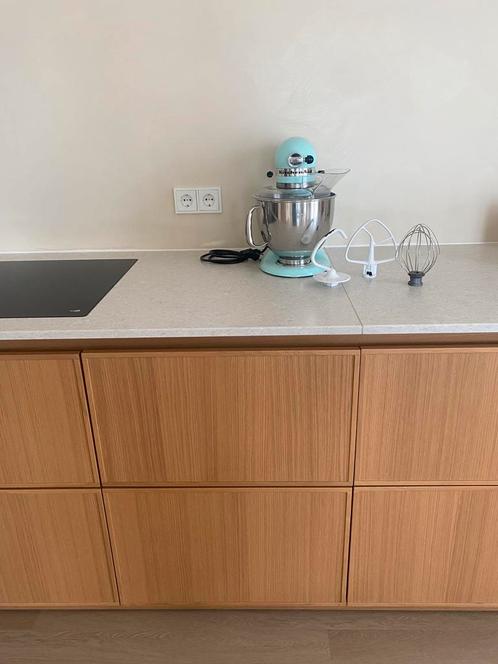 KitchenAid mixer met 3 mengaccesoires en een spatschild, Witgoed en Apparatuur, Keukenmixers, Gebruikt, 4 liter of meer, 3 snelheden of meer
