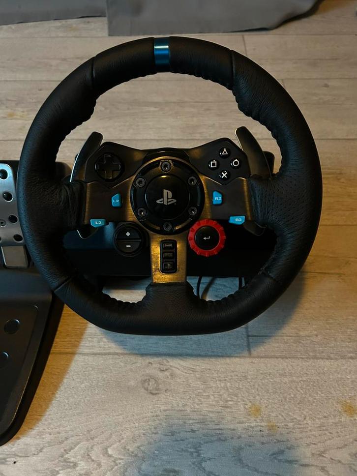 Logitech g29 stuur met schakelpook, Spelcomputers en Games, Spelcomputers | Sony PlayStation Consoles | Accessoires, Zo goed als nieuw