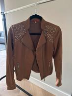 Bruin Giorgia Jasje met Studs - Maat S, Kleding | Dames, Ophalen, Bruin, Zo goed als nieuw, Jasje