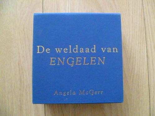 Angela McGerr - De weldaad van Engelen kaarten Box, Boeken, Esoterie en Spiritualiteit, Zo goed als nieuw, Overige typen, Tarot of Kaarten leggen