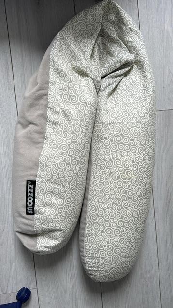 Voedingskussen SNOOZZZ beschikbaar voor biedingen