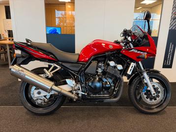 Yamaha FZS 600 Fazer 2003 beschikbaar voor biedingen