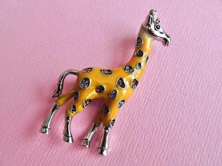 jwg Vintage 90s giraffe broche hanger emaille zilver kl geel, Sieraden, Tassen en Uiterlijk, Antieke sieraden, Broche, Overige materialen
