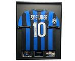 Wesley Sneijder gesigneerd Inter Milan ingelijst 09/10 shirt, Verzamelen, Buitenlandse clubs, Soccersignings.nl, Shirt, Nieuw