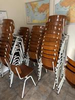 Horeca stapelstoelen stapelbare kantine kerk stoelen vintage, Huis en Inrichting, Stoelen, Ophalen of Verzenden, Zo goed als nieuw