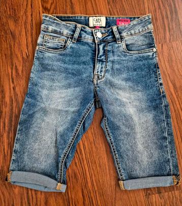 2 leuke cars jeans kort maat 12 blauw en grijs beschikbaar voor biedingen