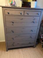 Goede grijs/bruine Ikea Hemnes kast, Huis en Inrichting, Kasten | Ladekasten, Ophalen, Gebruikt, 100 tot 150 cm, 5 laden of meer