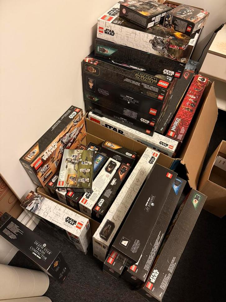 Nieuwe LEGO sets perfect voor Sinterklaas of Kerst!, Kinderen en Baby's, Speelgoed | Duplo en Lego, Nieuw, Lego, Complete set