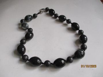 ketting keramiek Zwart gevlamd  beschikbaar voor biedingen