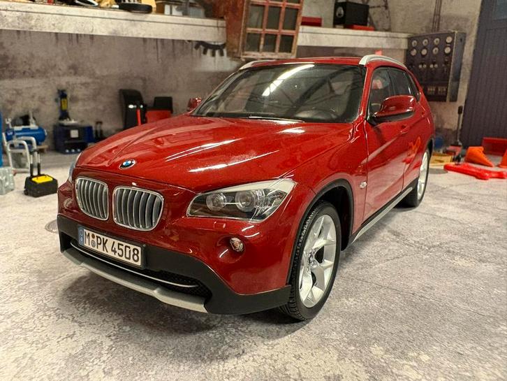 1:18 Kyosho BMW X1 zonder doos, Hobby en Vrije tijd, Modelauto's | 1:18, Gebruikt, Auto, Kyosho, Ophalen of Verzenden