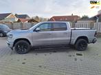 Dodge Ram 1500 5.7 V8 4x4 Crew Cab Laramie, Auto's, Dodge, Automaat, Gebruikt, 5654 cc, Stoelverwarming