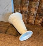 WEDGWOOD VAAS, Huis en Inrichting, Woonaccessoires | Vazen, Ophalen of Verzenden, Overige kleuren, Aardewerk of Porselein, Minder dan 50 cm
