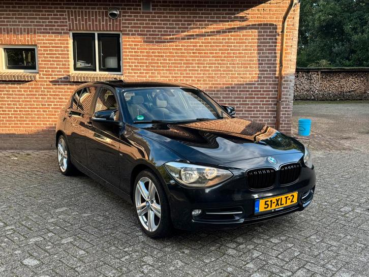 BMW 1-Serie 118I 170pk Apple/Carplay NAP 5DR 2012 Zwart, Auto's, BMW, Particulier, ABS, Airbags, Airconditioning, Alarm, Apple Carplay