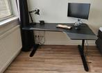 Hoekbureau Ikea bekant 160x110, zwart, in hoogte verstelbaar, Ophalen, In hoogte verstelbaar, Zo goed als nieuw