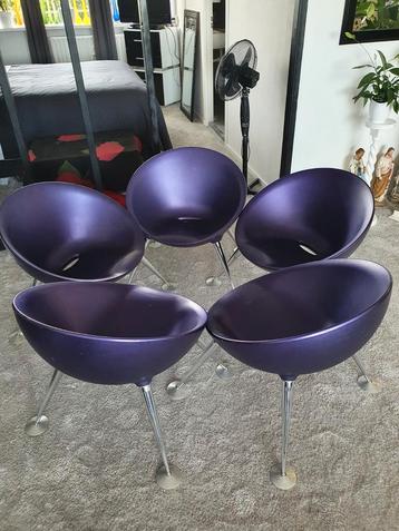 Paarse Vintage kuipstoelen beschikbaar voor biedingen