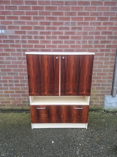 Jaren 70 palissander fineer kast vintage design., Huis en Inrichting, Kasten | Wandmeubels, Gebruikt, Minder dan 150 cm, 25 tot 50 cm