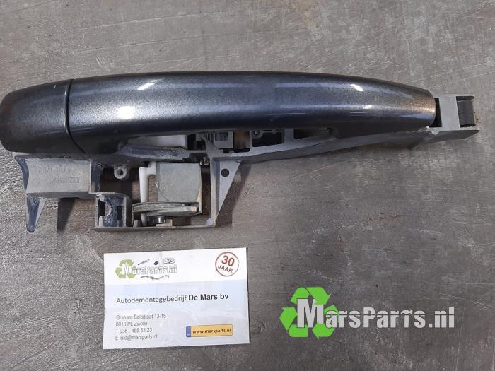 Portiergreep 4Deurs links-achter van een Peugeot 3008, Auto-onderdelen, Carrosserie en Plaatwerk, Peugeot, Gebruikt, 6 maanden garantie