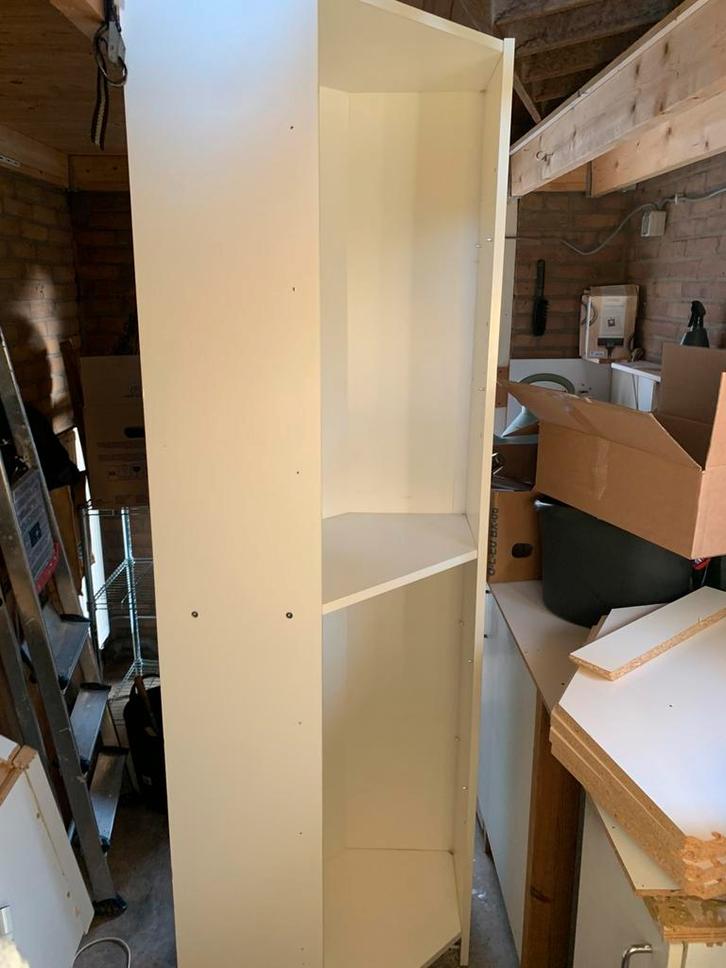 Hoekkast Ikea Billy gratis, Huis en Inrichting, Kasten | Kledingkasten, Zo goed als nieuw, 200 cm of meer, 50 tot 100 cm, 25 tot 50 cm