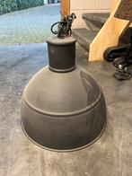 Grote zwarte hanglamp, Huis en Inrichting, Lampen | Hanglampen, Ophalen, Gebruikt, Metaal, 50 tot 75 cm