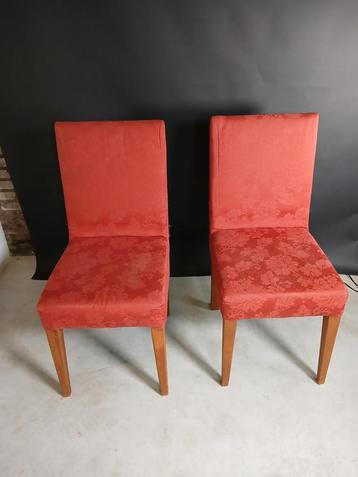2 stoelen 