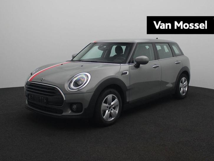 Mini Mini Clubman 1.5 Cooper Essential Aut. | Navigatie | LM, Auto's, Mini, Bedrijf, Te koop, Clubman, ABS, Achteruitrijcamera
